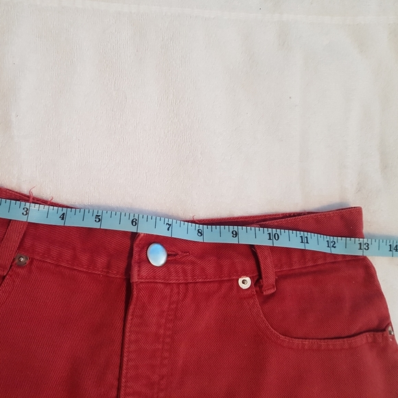 Vintage 80's Denim high waist mom jean shorts - Picture 3 of 5